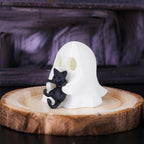 1 Pcs Halloween Ghost Figurine Cute Desktop Ornament Cute Cartoon Little Ghost Hugging Kitten Designs Resin Spooky Halloween Statue for Home Offince Art Display Decor Suppies