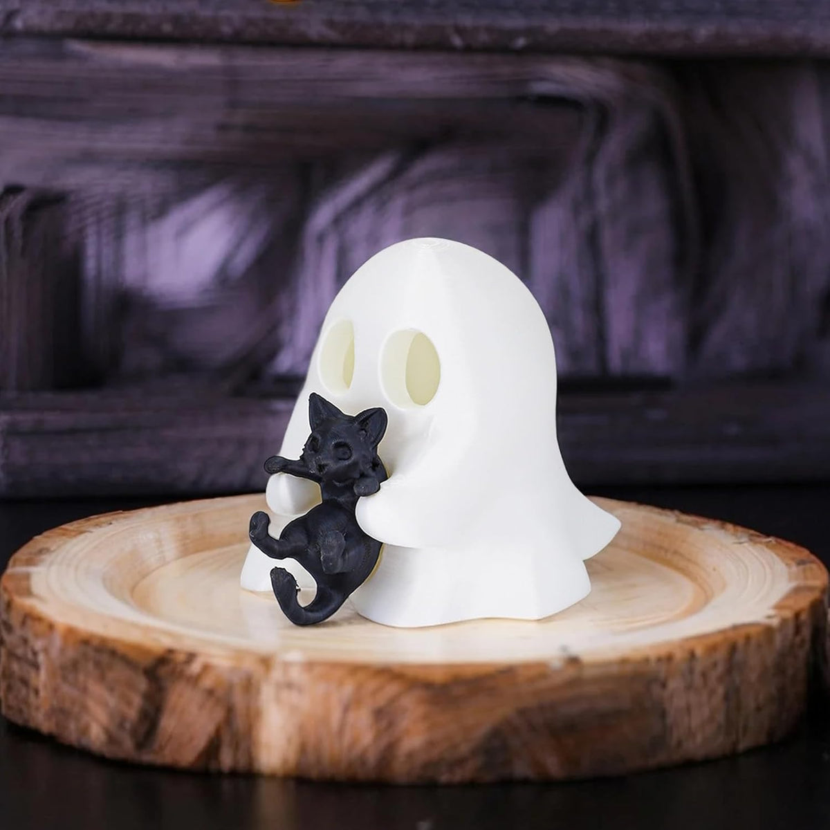 1 Pcs Halloween Ghost Figurine Cute Desktop Ornament Cute Cartoon Little Ghost Hugging Kitten Designs Resin Spooky Halloween Statue for Home Offince Art Display Decor Suppies