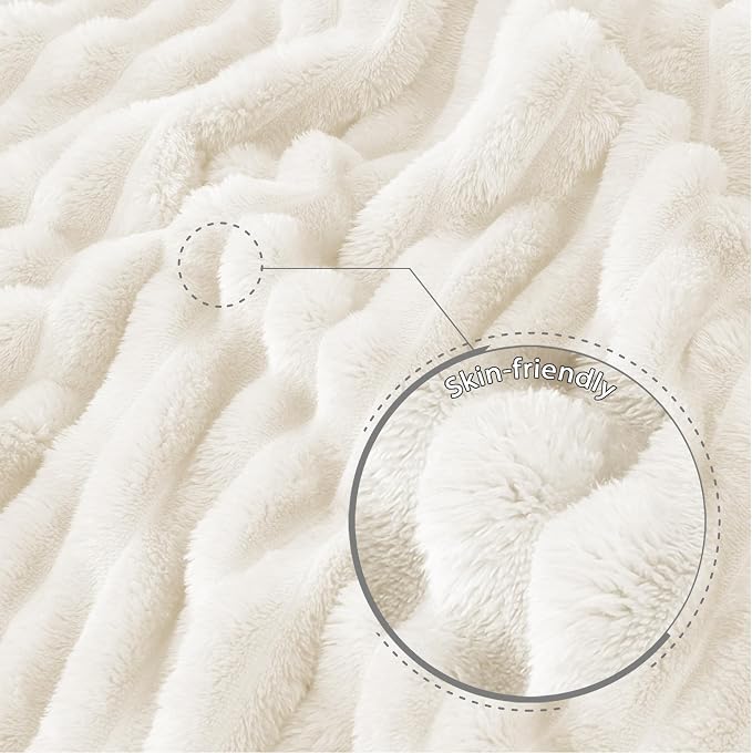 Exclusivo Mezcla Striped Queen Size Fleece Blanket - Image 5