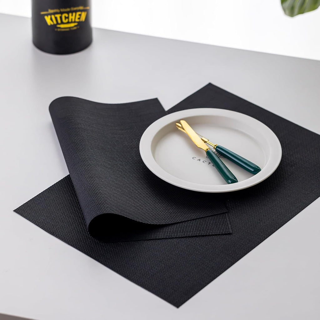 LEXMORE Placemats Set of 4 Vinyl/Plastic Woven Place Mats for Kitchen Table Indoor/Outdoor Washable Placemat Wipeable Dining Table Mats(Black)