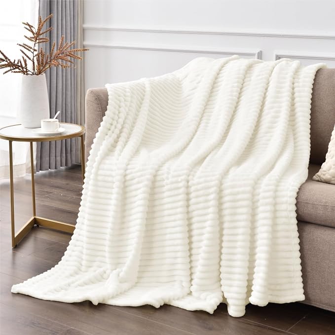 BEDELITE Ribbed Jacquard Cream Fleece Throw Blanket - Image 4