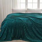 NEWCOSPLAY Fleece Ribbed Cozy Twin Blanket - Image 9
