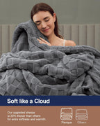 Pawque Super Soft Cozy Throw Blanket for Couch Sofa Bed - Fluffy Sherpa Fleece Reversible Thick Warm Fuzzy Blanket for All-Season, 3D Checkered Jacquard Elegant Decorative Blankets, Grey, 50" x 60"