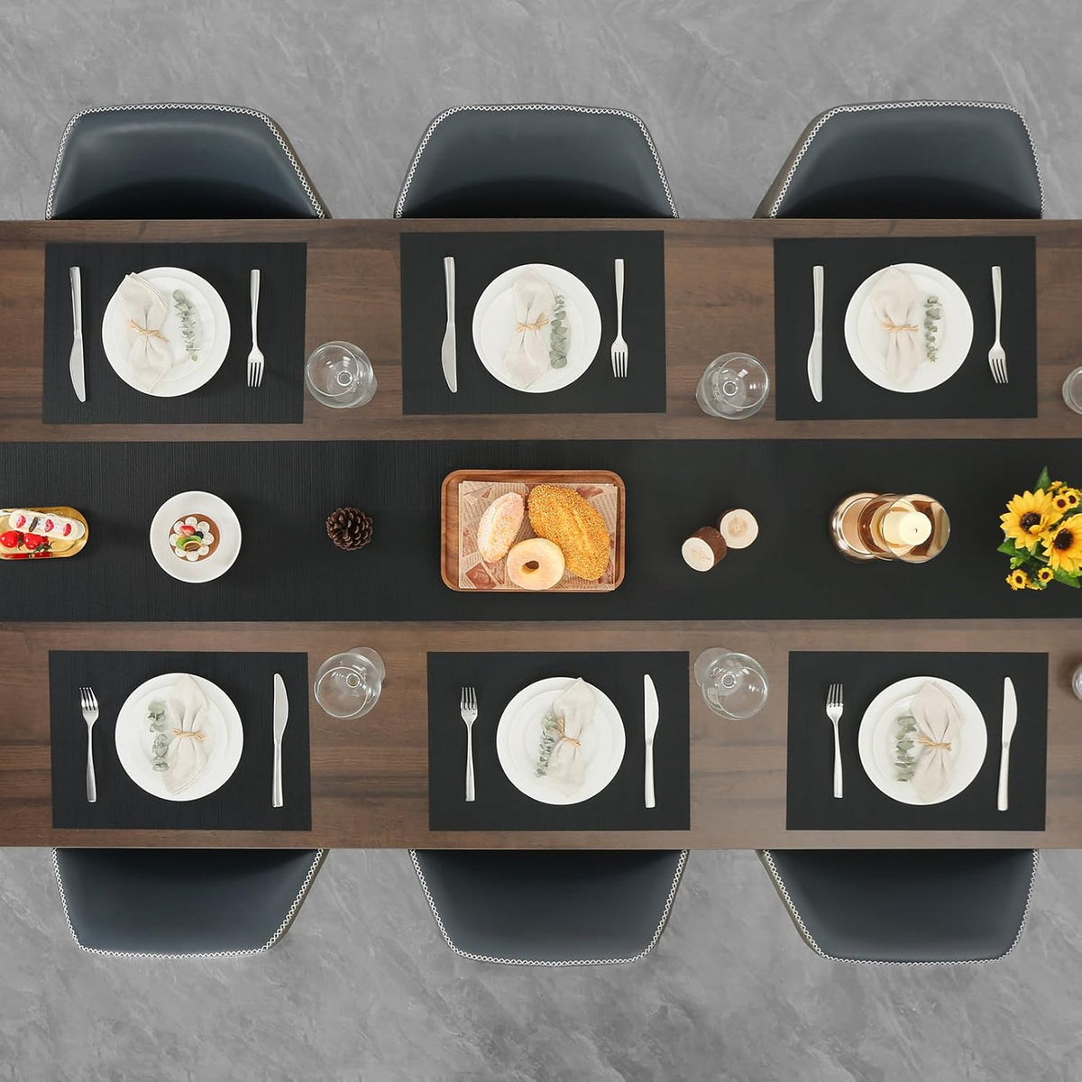 Myir JUN Placemats Set of 8, Vinyl Woven Placemats Place Mats Indoor Set of 8 Washable Table Mats Non-Slip Place mats for Dining Table (Black, Set of 8)