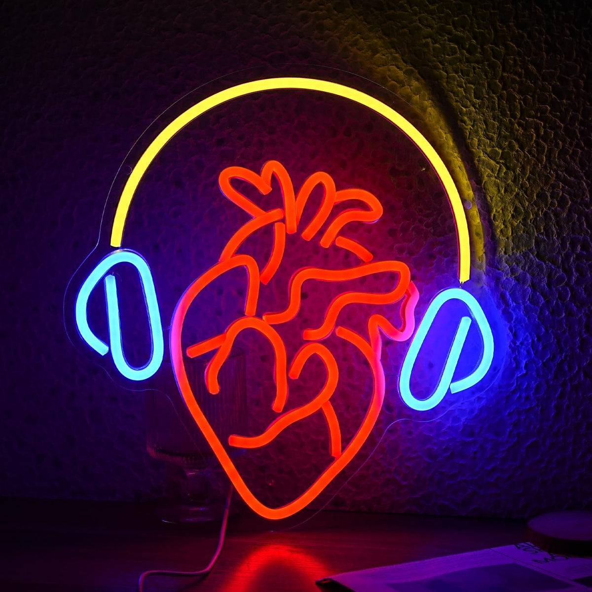 Heart With Headphone Neon Sign USB Power Music Heart Neon Light Dimmable Music Lover Led Art Sign Wall Decor for Bedroom Bar Party Studio Unique Gift for Music Enthusiasts