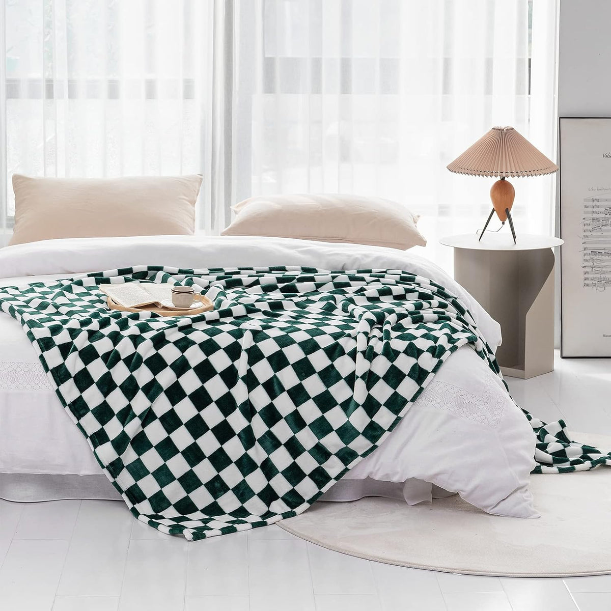 LOMAO Throw Blankets Flannel Blanket with Checkerboard Grid Pattern Soft Throw Blanket for Couch, Bed, Sofa Luxurious Warm and Cozy for All Seasons (Green, 60"x80")