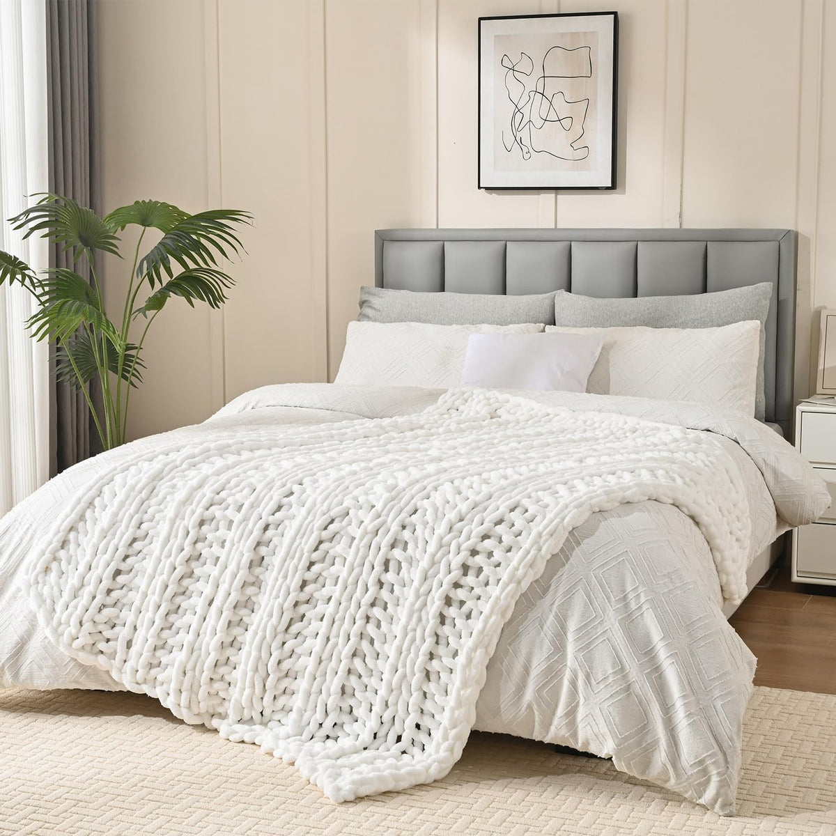 Esterra Chunky Knit Blanket Throw, 100% Handmade Chenille Throw Blanket 40"x50", Soft Thick Yarn Cable Knit Crochet Throw Blanket Rope Knot Throw for Couch Bed Sofa, Bright White
