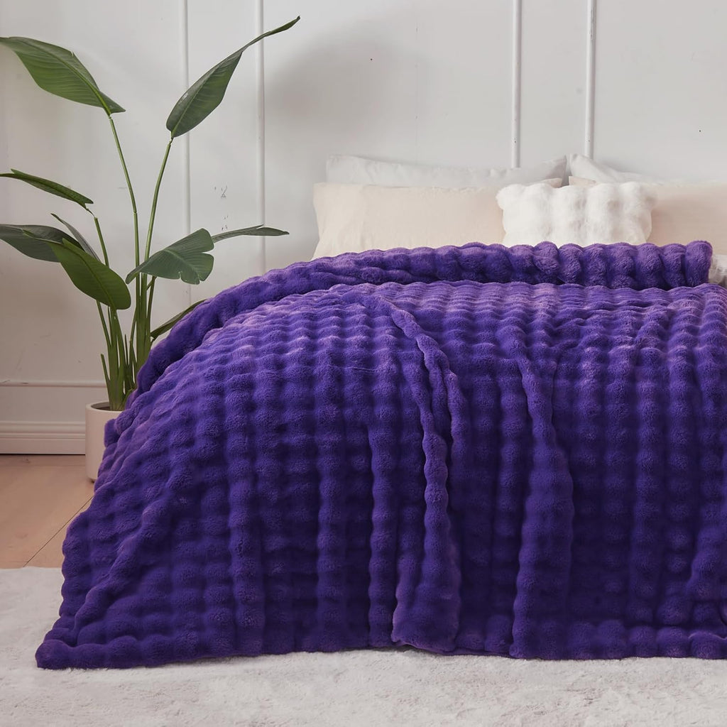 NEWCOSPLAY Faux Fur Twin Blanket Purple Bubble Blanket Thick Warm Soft for Couch Sofa Bed 550GSM (Purple, Twin(60"x80"))