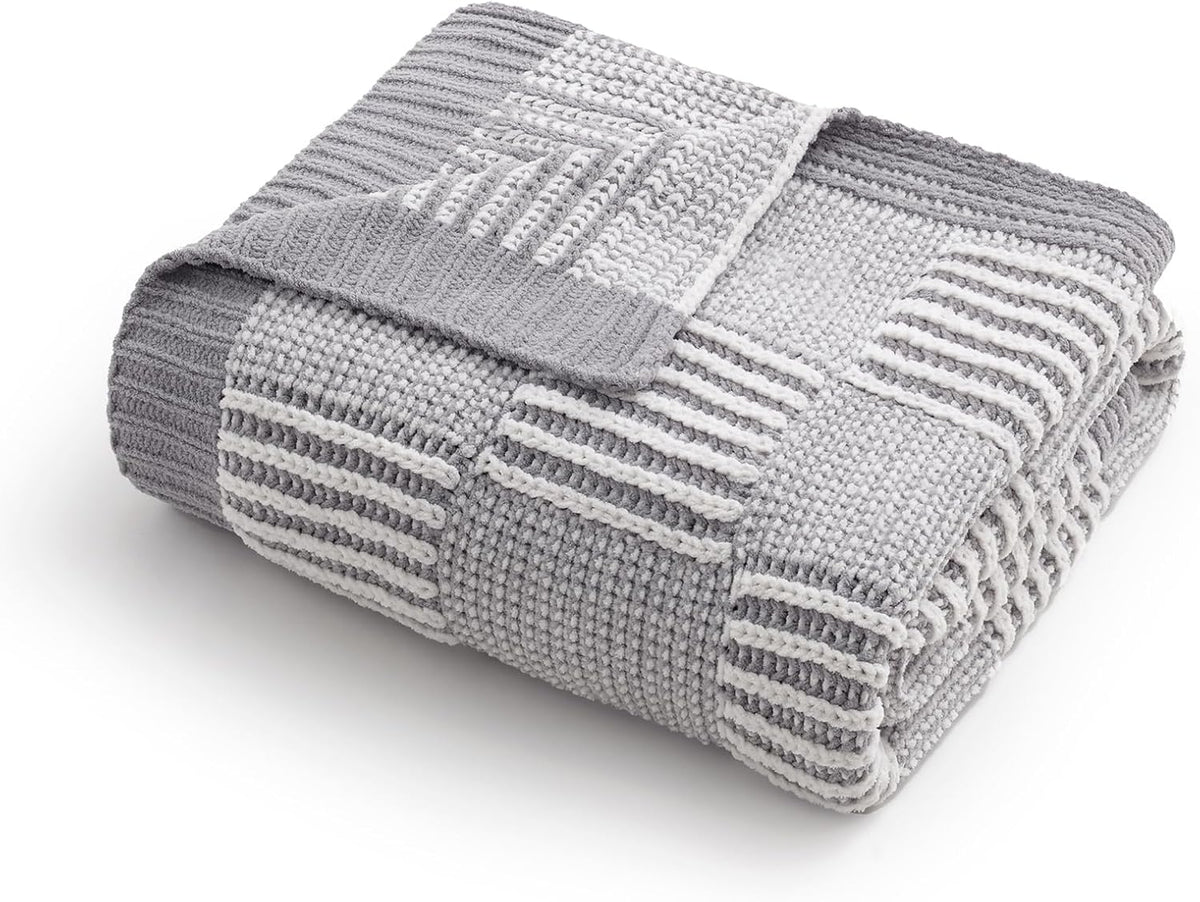Amélie Home Chenille Knit Throw Blanket for Couch, Checkered Texture Decorative Soft Blanket for Sofa, Bed & Living Room, 50"x60", Grey & White