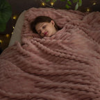 NEWCOSPLAY Fleece Ribbed Cozy King Blanket - Image 2