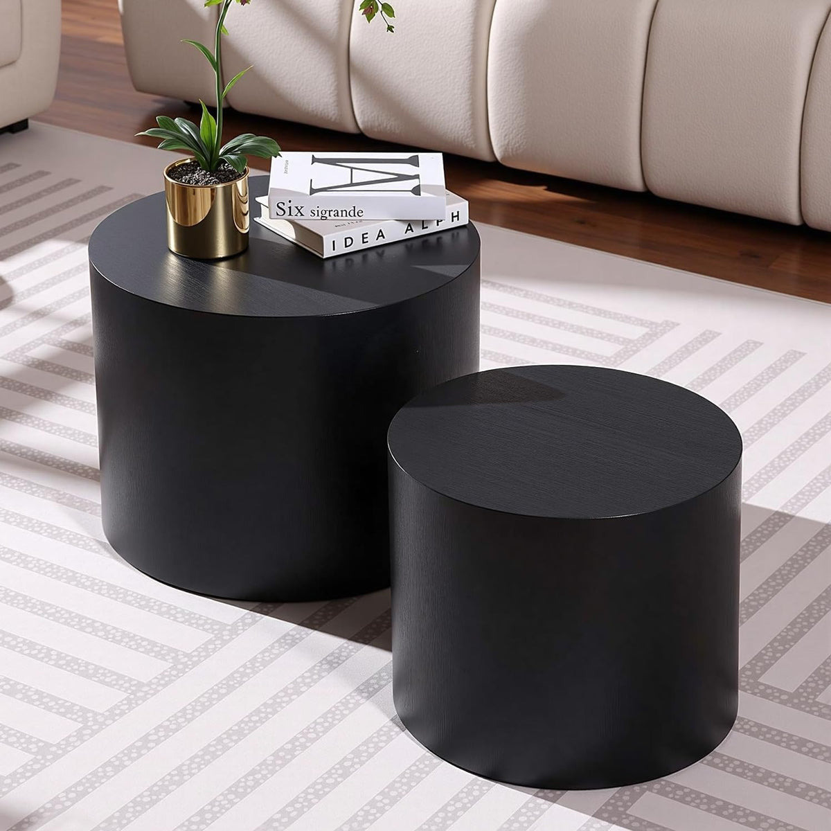 Nesting Coffee Table Set of 2, Modern Round Coffee Table with Non-Slip Feet, Wooden Circle Accent Tables for Small Spaces Living Room Bedroom Balcony Office Drum Side Table (Black)