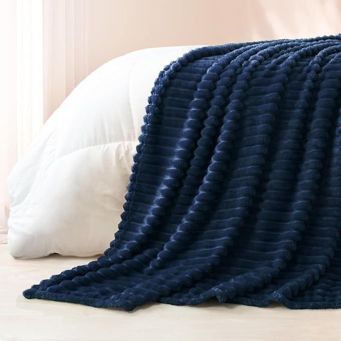 Exclusivo Mezcla Striped Queen Size Fleece Blanket - Image 6