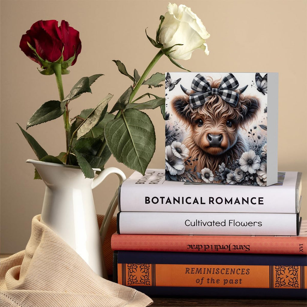 Highland Cow Decor, Highland Cow Gifts for women, Highland Cow Nursery Decor, Wooden Box Decor Sign for Home Farmhouse Office Living Room Table Shelf Tiered