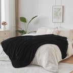 NEWCOSPLAY Faux Fur Twin Blanket Black Bubble Blanket Thick Warm Soft for Couch Sofa Bed 550GSM (Black, Twin(60"x80"))