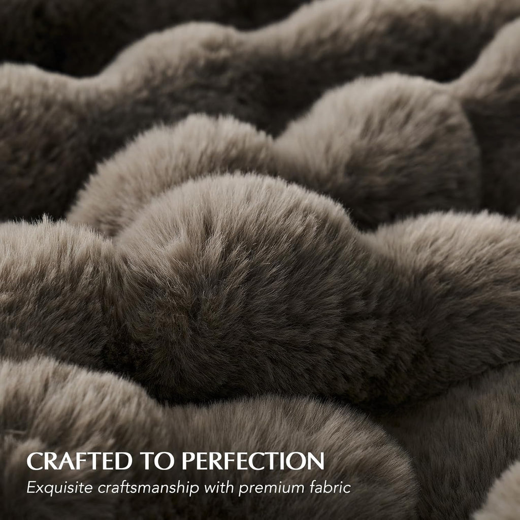 EVERGRACE Ultra Soft Luxury Fluffy Faux Rabbit Fur Throw Blanket, Thick Warm Fuzzy Blankets for Bed, Cozy Plush Reversible Blanket for Couch, Chair, Sofa, Dark Taupe, 50x60 Inches, 870 GSM