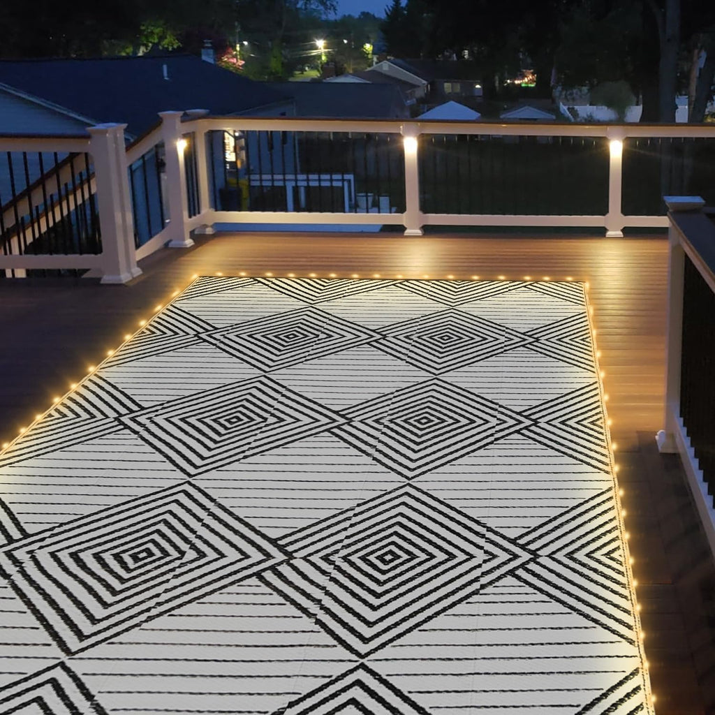 6x9ft Waterproof Outdoor Rug with LED Lights, Foldable Reversible Plastic Straw Mat for Patio RV Camping Picnic Balcony Beach Deck Indoor Outdoor Carpet, Black&White