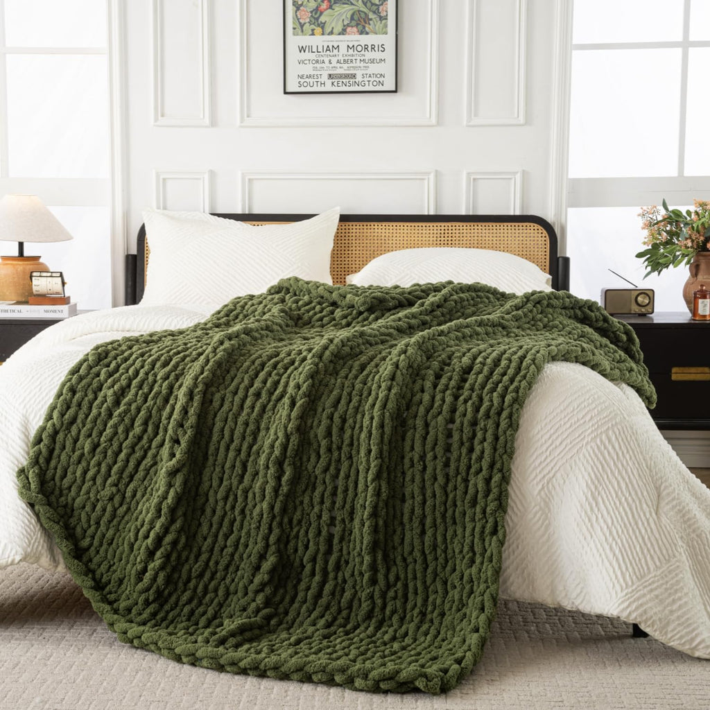 Ultra Soft Chunky Knit Blanket Throw -50x60 Hand Knitted Warm Chenille Throw Blanket, Home Decor Soft Thick Yarn Cable Knit Blanket Breathable Fleece Banket Christmas for Couch Bed Sofa Best GIF