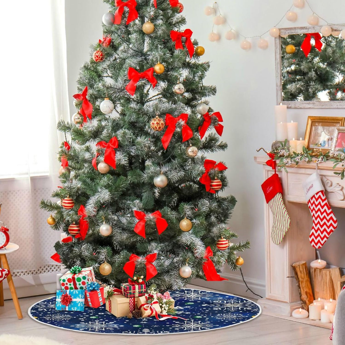 Christmas Tree Skirt, 36 Inch White Snowflakes Blue Background Xmas Tree Skirt for Christmas New Year Party Decorations Christmas Tree Mat