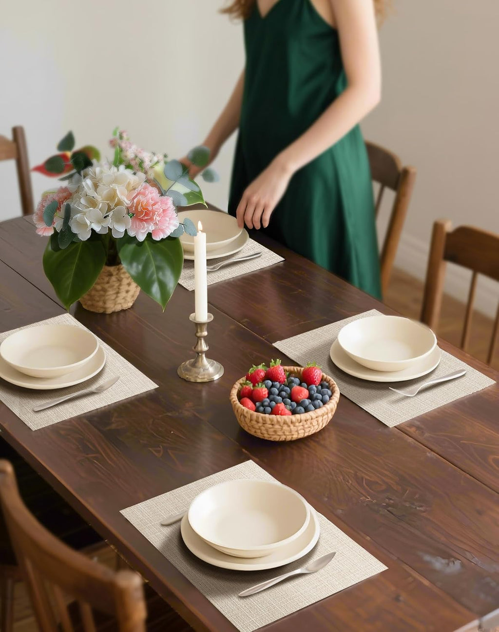Leetaltree Beige Placemats Set of 6 - Heat Resistant Non-Slip Place mats for Dining Table, Washable Durable PVC Vinyl Woven Table Mats（Beige, 6）
