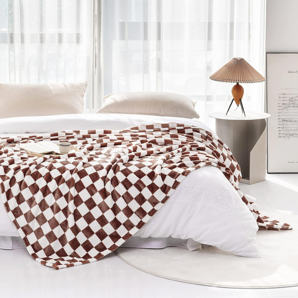 LOMAO Throw Blankets Flannel Blanket with Checkerboard Grid Pattern Soft Throw Blanket for Couch, Bed, Sofa Luxurious Warm and Cozy for All Seasons (Coffee, 50"x60")