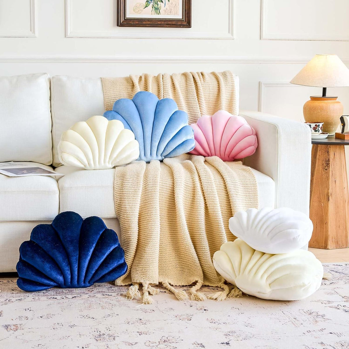 White Seashell Throw Pillows, Shell Shaped Throw Pillows, 13 Inch Soft Velvet Home Decorative Pillow Plush Cushion for Bed Couch Living Sofa Room Decor Accent Throw Pillow