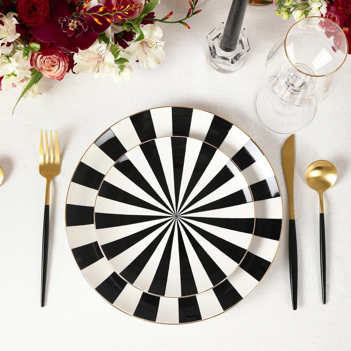 Christian Siriano Empire Porcelain Dinnerware, 24-Piece Plates and Bowls Set, Black and White Dish Set for 8, Gold Trim, Hand Wash Only