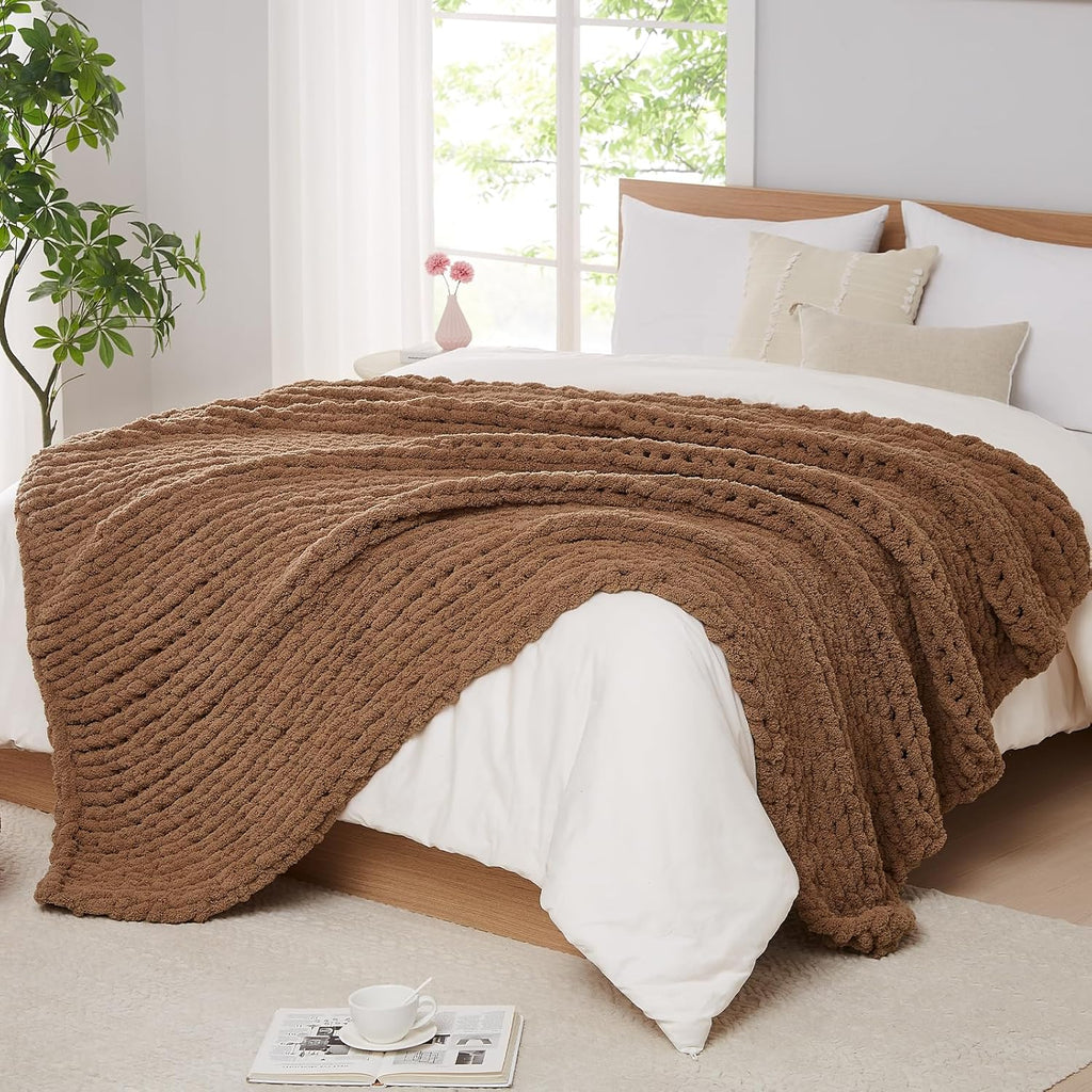 L'AGRATY Chunky Knit Blanket Throw: 80''x90'' Chenille Chunky Knitted Throw Blanket for Bed Couch - Handmade Thick Big Cable Knit Blanket - Large Chunky Crochet Rope Blanket for Home Decor(Brown)
