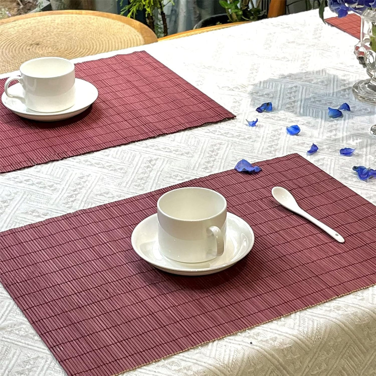 ANDSTAR Set of 8 Pcs Bamboo Placemats Natural Anti-Slip Bamboo Placemats Washable Heat-Resistant Table Mats for Dining Room and Kitchen （Red）