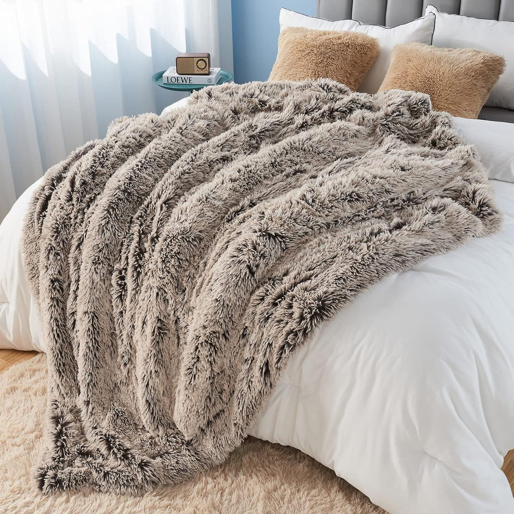 GONAAP Fuzzy Faux Fur Throw Blanket Twin Size Frosty Brown Super Soft Cozy Plush Fuzzy Shaggy Blanket for Couch Sofa Bed (Frosty Brown, Twin(60"x80"))