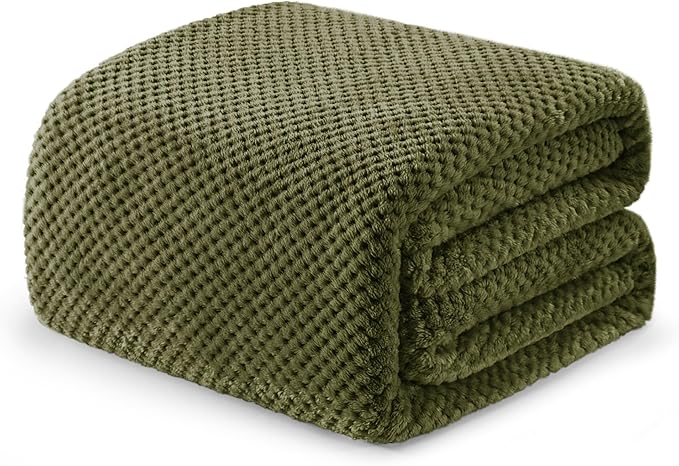 Exclusivo Mezcla Soft Waffle Fleece Bed Blanket Queen Size, Olive | Lightweight by ExclusivoMezcla
