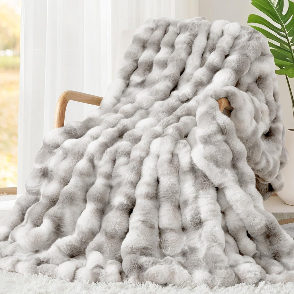 Touchat Luxury 1000GSM Faux Rabbit Fur Throw Blanket, Super Heavy Warm Cozy Grey Blankets for Couch Bed Sofa, Ruched Plush Fuzzy Elegant Soft Reversible Mink Blanket for Living Room Bedroom