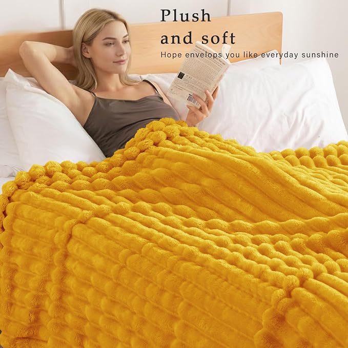 Exclusivo Mezcla Striped King Size Fleece Blanket - Image 2