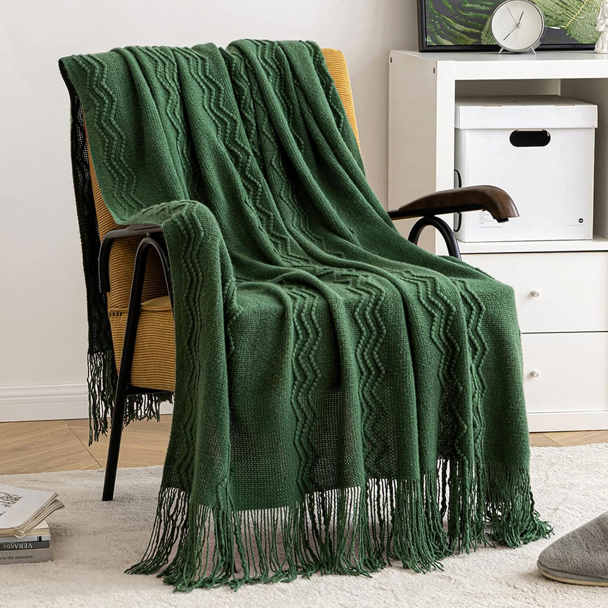 MIULEE Dark Green Knitted Throw Blanket for Couch Boho Textured Cozy Woven Blanket with Tassels for Sofa Chair Bed Living Room Acrylic Wave Pattern 50"x60"