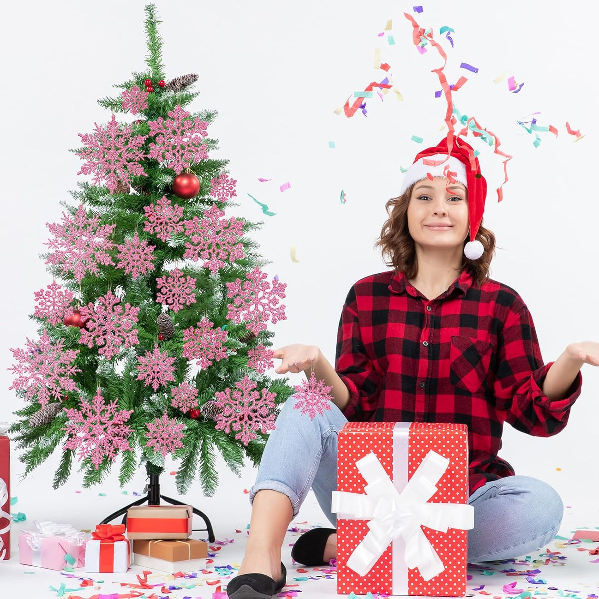 36pcs Christmas Light Pink Snowflake Ornaments Plastic Glitter Snow Flakes Ornaments for Winter Christmas Tree Decorations Size Varies Craft Snowflakes