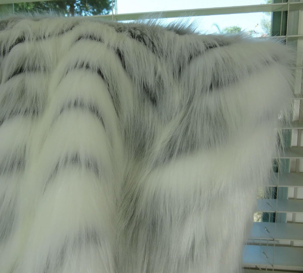 White Fox Faux Fur Throw Blanket & Bedspread - White Gray Fox Fur Throw - Luxury Fox Faux Fur - Soft Faux Fur Blanket, Handmade in USA, 16483