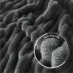 Exclusivo Mezcla Striped Queen Size Fleece Blanket - Image 5