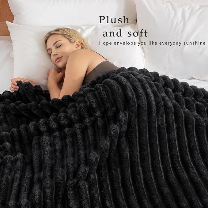 Exclusivo Mezcla Striped King Size Fleece Blanket - Image 2