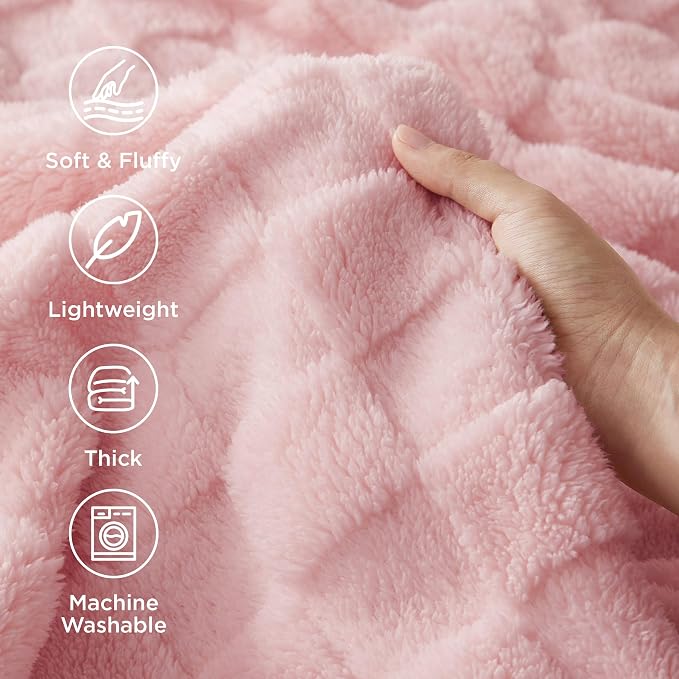 Bedsure GentleSoft Full Size Blankets - Image 3
