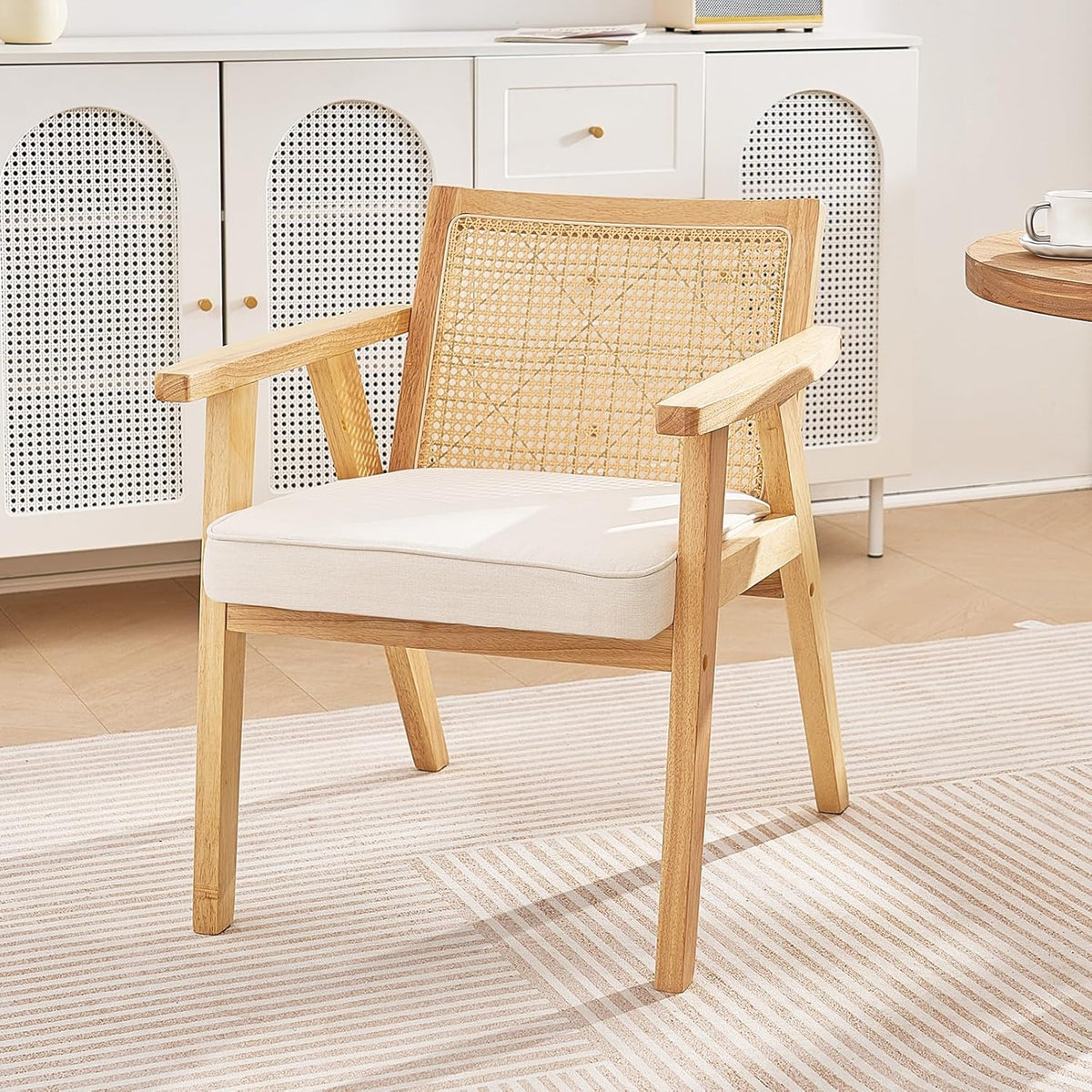 VEVOR Mid Century Modern Rattan Chair, Upholstered Velvet Accent Chair with Rattan Back, Retro Living Room Chair for Living Room, Bedroom, Reading Room, and Office, Beige