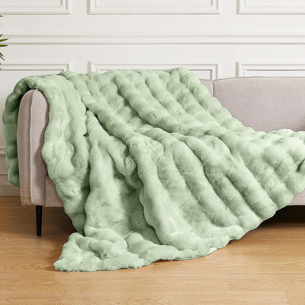 Sage Green Fluffy Comfy Blanket for Couch Living Room 50x60 Faux Fur Throw Blanket for Bed Soft Furry Cozy Best Housewarming Home Decor Gifts 860 GSM