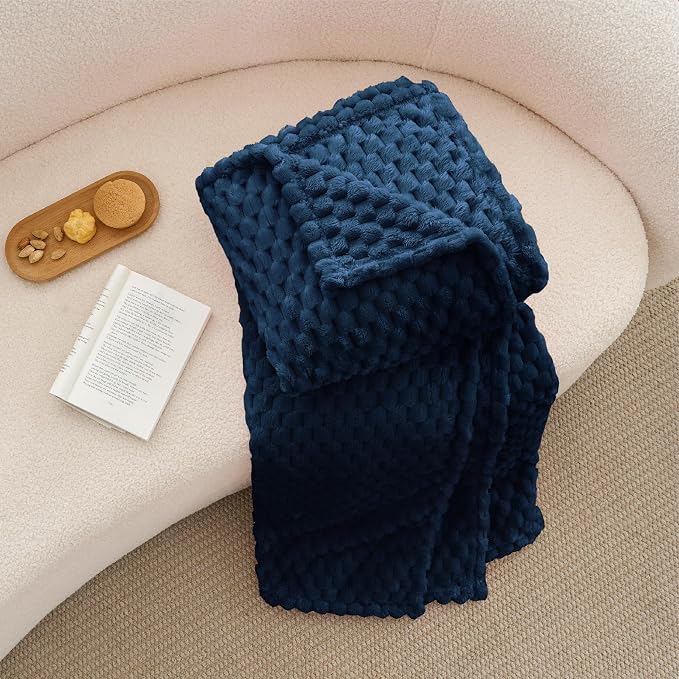 BEDELITE Navy King Blanket for Bed, Soft Cozy Gifts for Women, 108 * 90 | 3D - Image 6