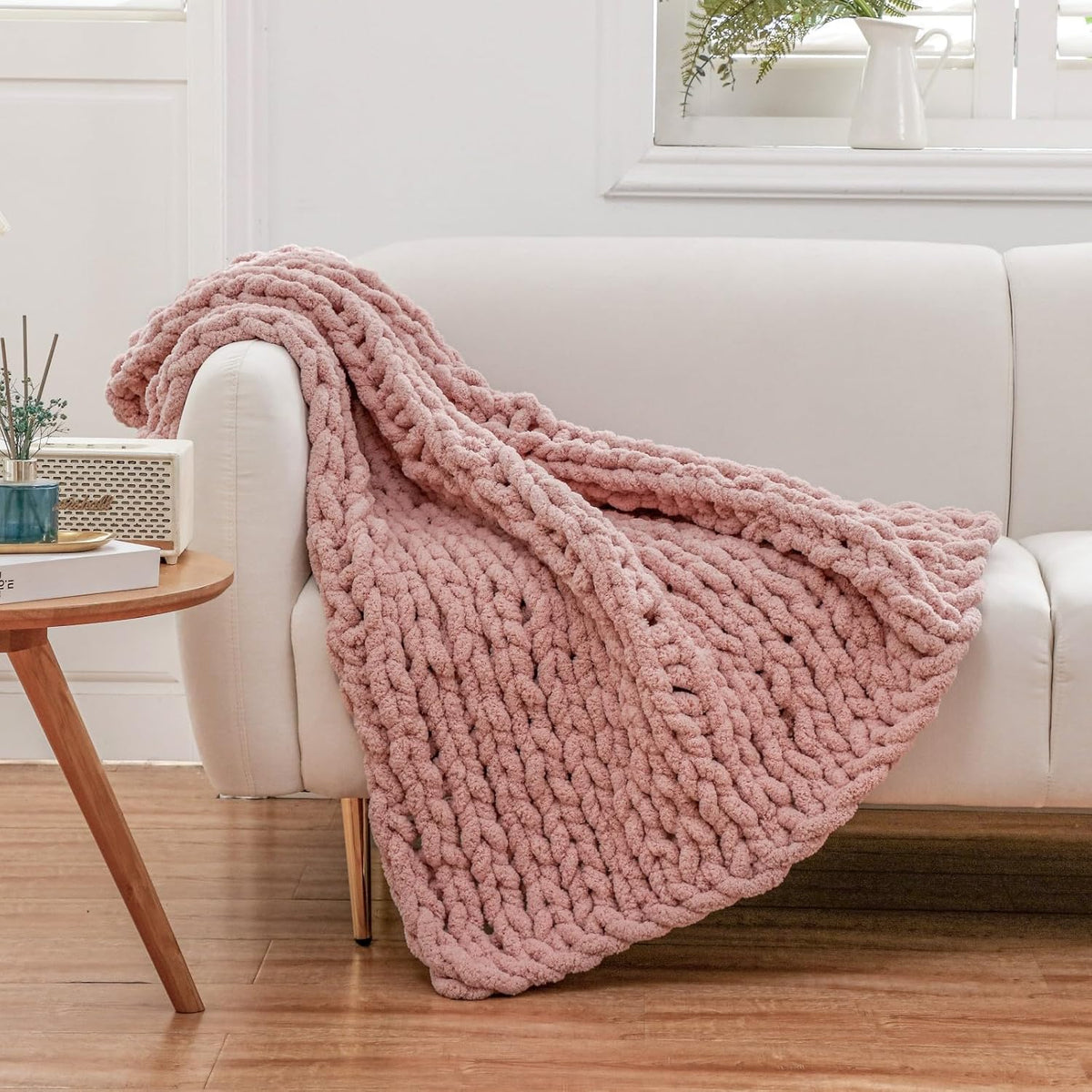 WESHIONGOO Chunky Knit Blanket Throw 40"×40" Knitted Throw Blankets for Couch Bed Fluffy Soft Blanket with Jumbo Chenille Yarn Thick 100% Handmade(Pink)