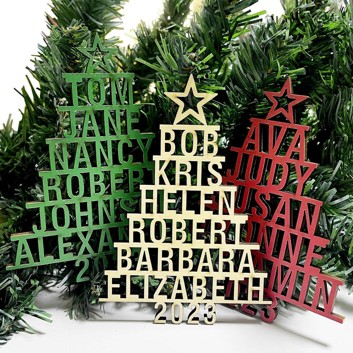 2025 Personalized Christmas Ornaments Family of 2/3/4/5/6/7/8,Custom Christmas Tree Ornaments Deorations with Names,Customized Xmas Ornaments Tree Deorations,Personalized Wooden Ornaments Gifts