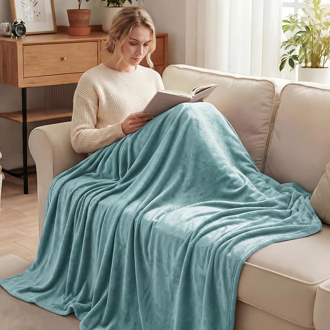Exclusivo Mezcla Soft Fleece Throw Blanket - Image 2