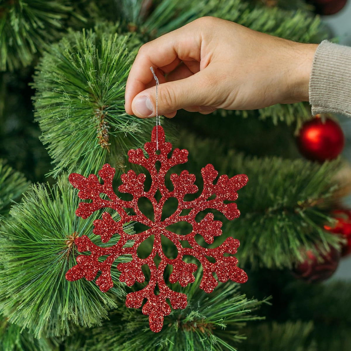 36pcs Red Christmas Snowflake Ornaments, Plastic Glitter Hanging Snow Flakes for Christmas Tree Decorations Winter Wonderland Frozen Birthday Party Holiday Home Decor Craft Snowflakes