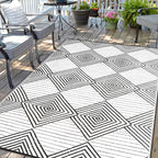 Waterproof Outdoor Rug 8x10ft, Foldable Reversible Plastic Straw Mat for Patio RV Deck Porch Backyard Balcony Camping Picnic Beach Indoor Outdoor Carpet, Black&White