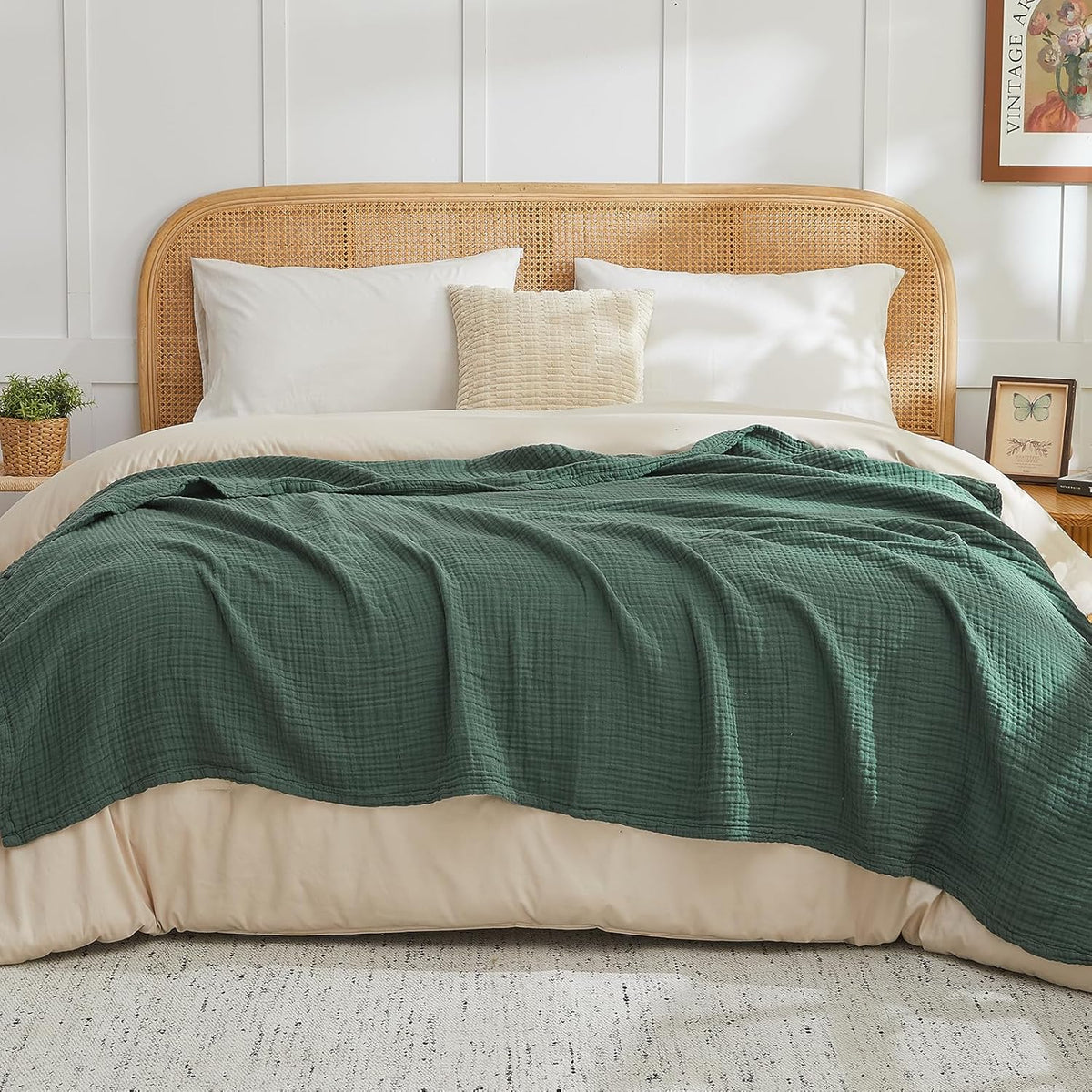 EMME Cotton Muslin Large Throw Blanket Couch Breathable Gauze Blanket Soft Lightweight Bed Blankets Adults (Forest Green, 50"x70")