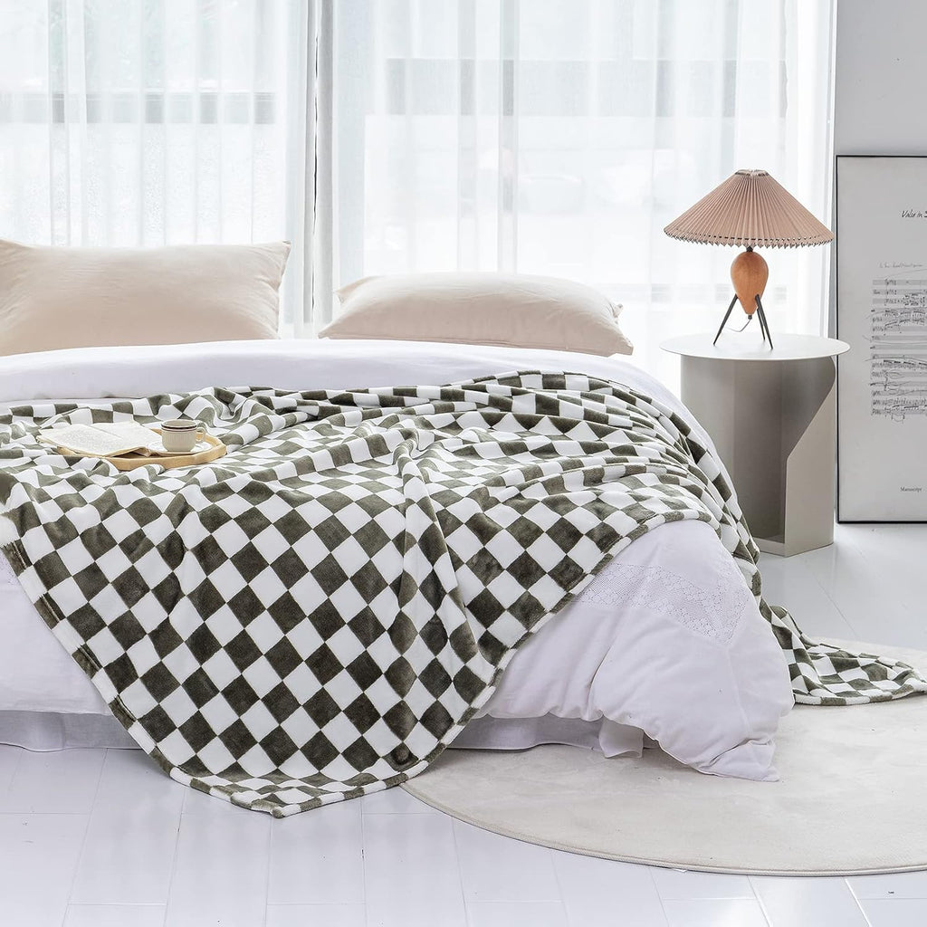 LOMAO Throw Blankets Flannel Blanket with Checkerboard Grid Pattern Soft Throw Blanket for Couch, Bed, Sofa Luxurious Warm and Cozy for All Seasons (Dark Olive, 90"x90")