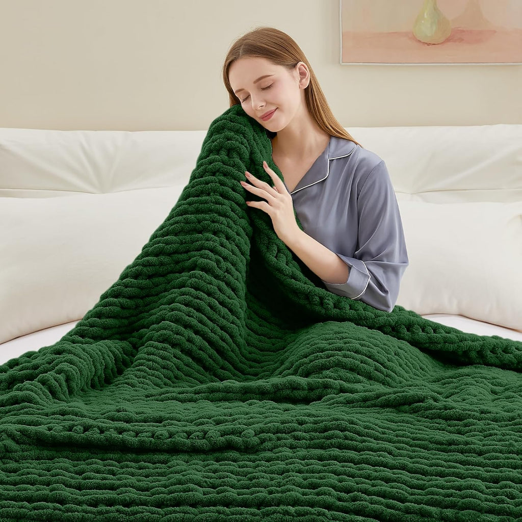 Chunky Knit Throw Blanket, 60''*80'' Knitted Throw Chenille Yarn for Bed Couch, Handmade Grass Green Crochet Big Thick Blanket, Machine Washable Cute Comfy Blanket for Home Decor