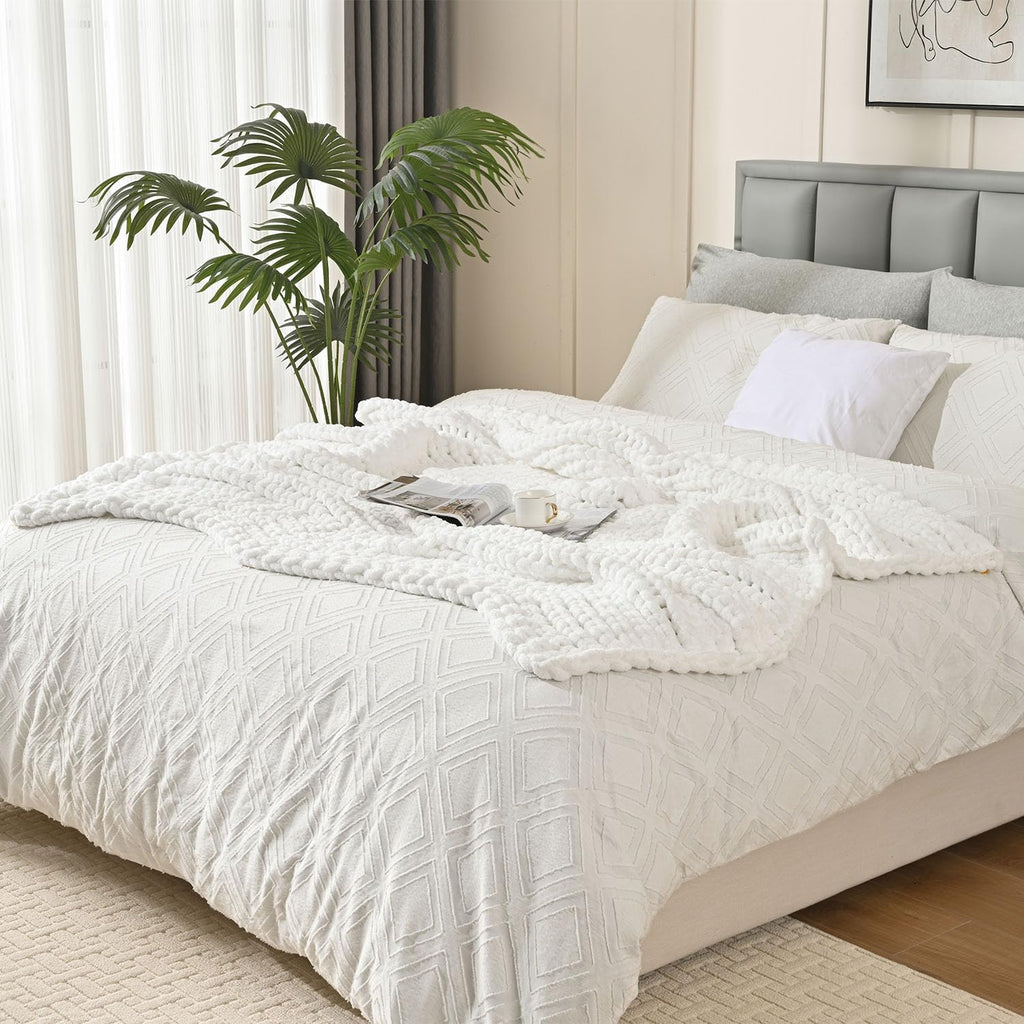 Esterra 100% Hand Knitted Chenille Throw Blanket, 50"x60", White, Polyester, Chunky Knit, Throw Blanket, 50x60 Inches